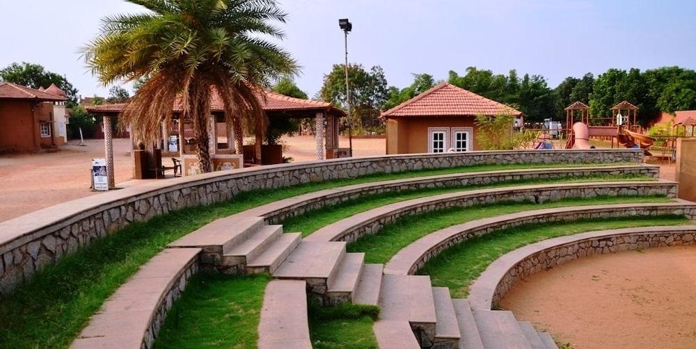 Vijayshree Resort And Heritage Village Hospet Eksteriør billede